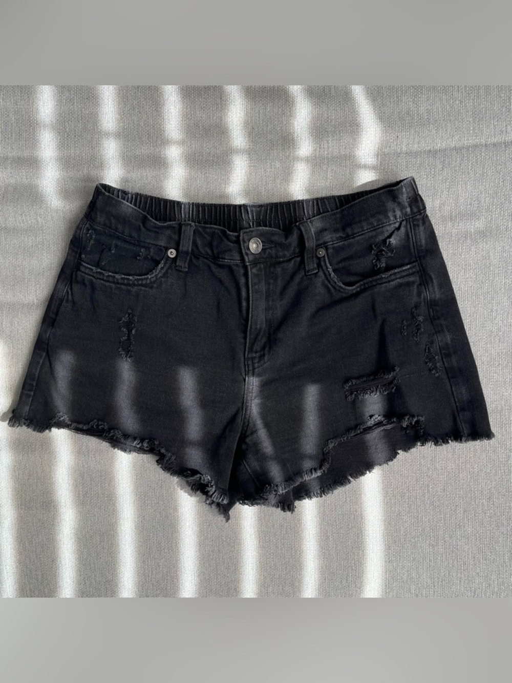 Aerie Real Me Elastic Waist Distressed Denim Short